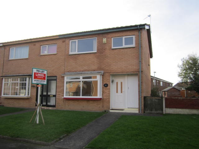 Brisbane Place, Thornton Cleveleys, FY5 1ED